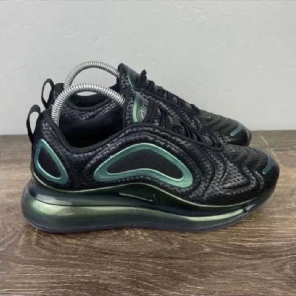 NEW Nike Air Max 720